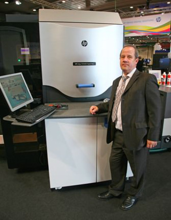 MD of Readyprint Ltd, Syd Reading, with the first HP Indigo WS4600 Digital Press installed in the UK